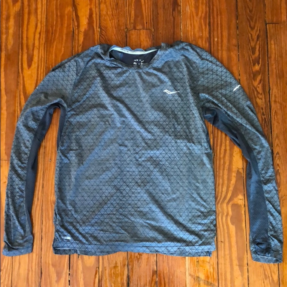 Saucony quick dry long sleeve run top